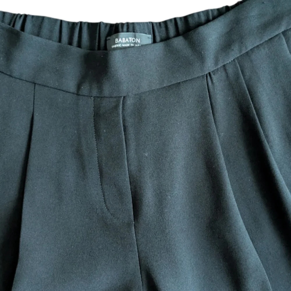 Aritzia Babaton Black Crepe Ankle Cropped Dressy Pull On Stretch Waist Pants 4 - Picture 5 of 16